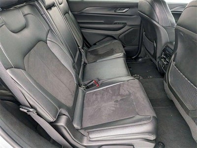 2024 Jeep Grand Cherokee L Altitude 4x4