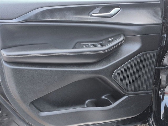 2024 Jeep Grand Cherokee L Altitude 4x4