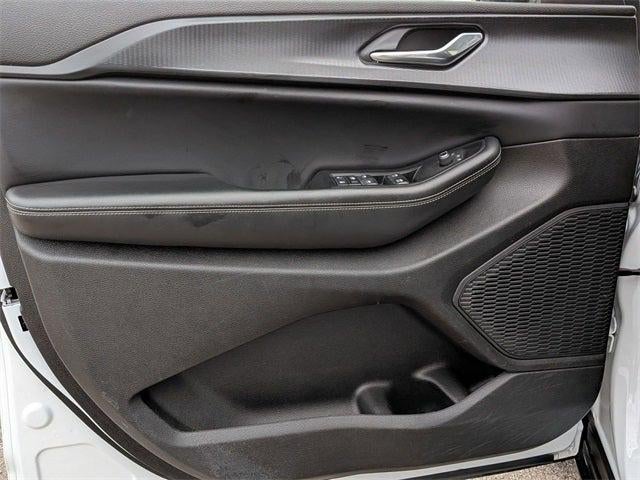 2024 Jeep Grand Cherokee L Altitude 4x4