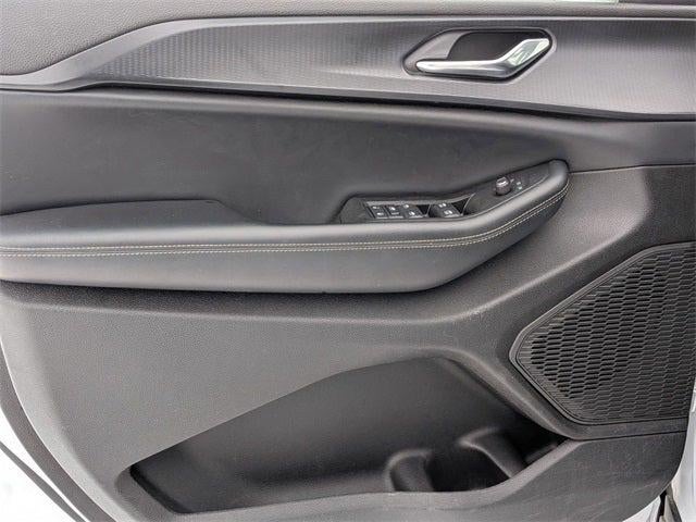 2024 Jeep Grand Cherokee L Altitude 4x4