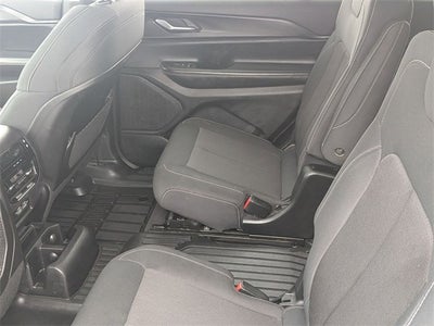 2023 Jeep Grand Cherokee L Laredo 4x4