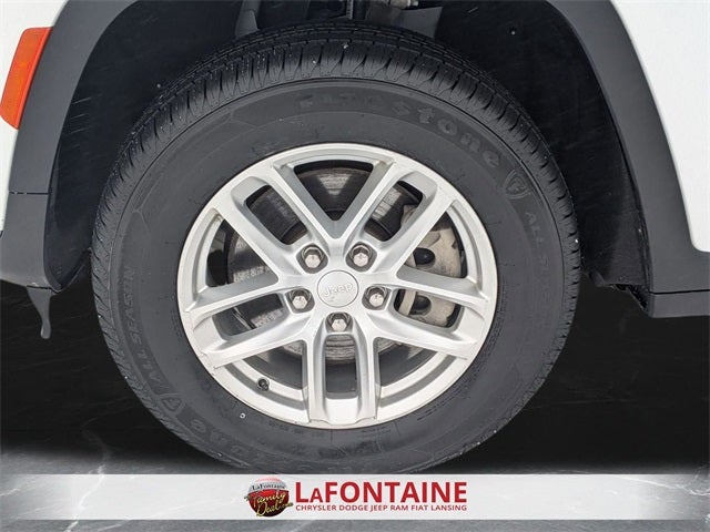 2023 Jeep Grand Cherokee L Laredo 4x4