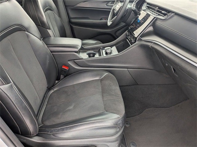 2024 Jeep Grand Cherokee L Altitude 4x4