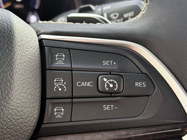 2023 Jeep Grand Cherokee L Limited 4x4