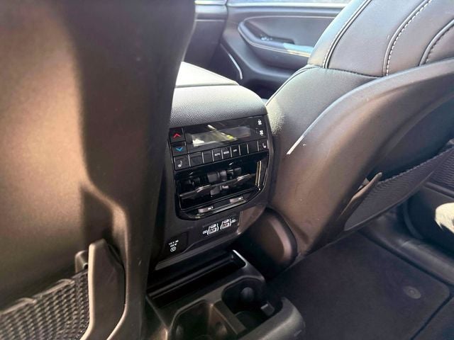 2023 Jeep Grand Cherokee L Overland 4x4