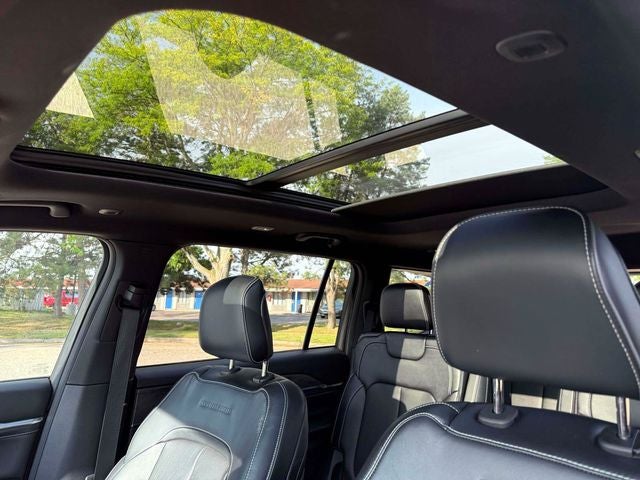 2023 Jeep Grand Cherokee L Overland 4x4