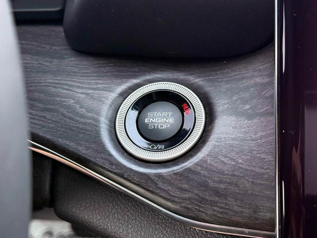 2023 Jeep Grand Cherokee L Overland 4x4