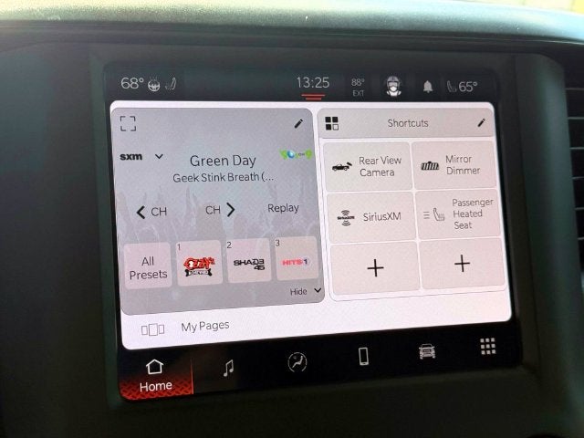 2022 RAM 1500 Big Horn Crew Cab 4x4 5'7' Box
