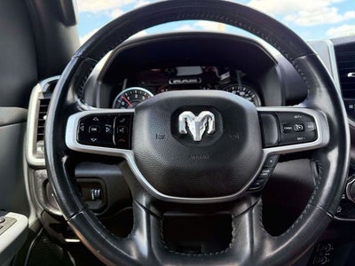 2022 RAM 1500 Big Horn Crew Cab 4x4 5'7' Box