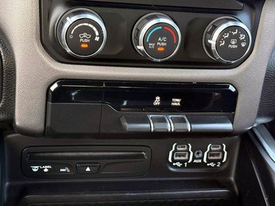 2019 RAM 1500 Big Horn/Lone Star Crew Cab 4x4 5'7' Box
