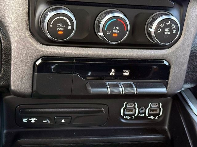 2019 RAM 1500 Big Horn/Lone Star Crew Cab 4x4 5'7' Box