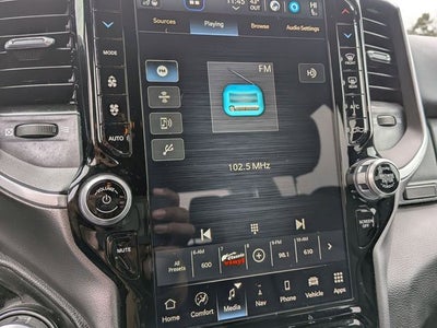 2023 RAM 1500 Big Horn Crew Cab 4x4 5'7' Box