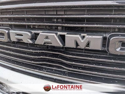 2020 RAM 1500 Big Horn Crew Cab 4x4 5'7' Box