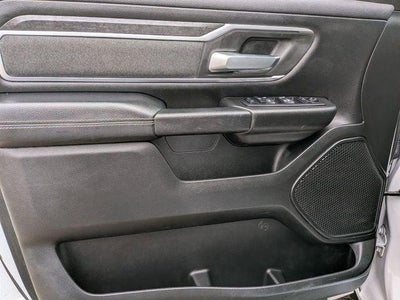 2020 RAM 1500 Big Horn Crew Cab 4x4 5'7' Box