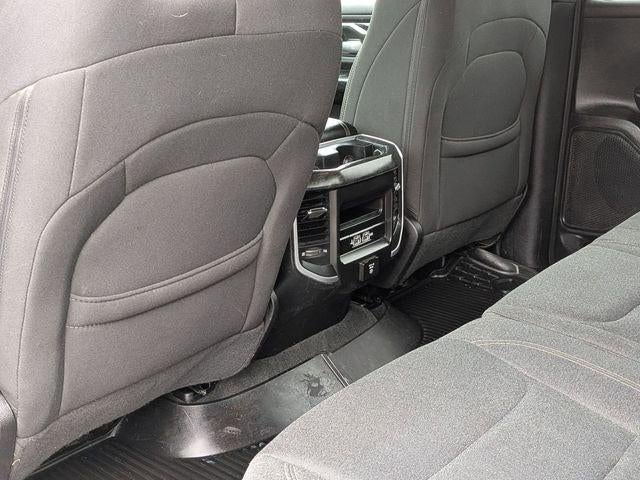 2020 RAM 1500 Big Horn Crew Cab 4x4 5'7' Box