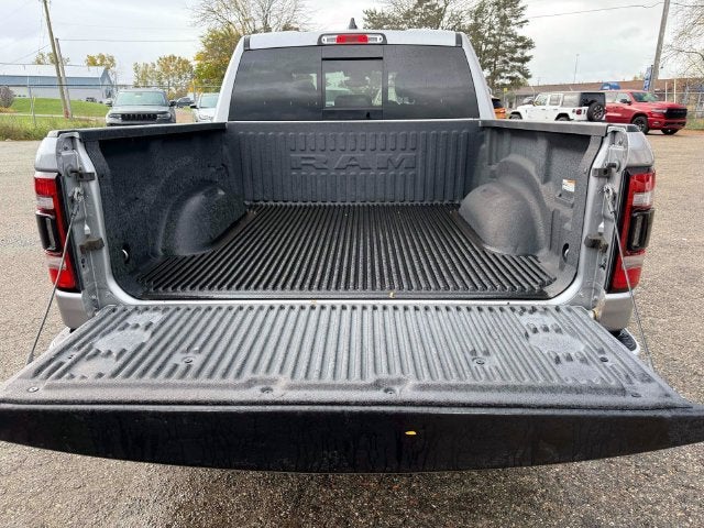 2020 RAM 1500 Big Horn Crew Cab 4x4 5'7' Box