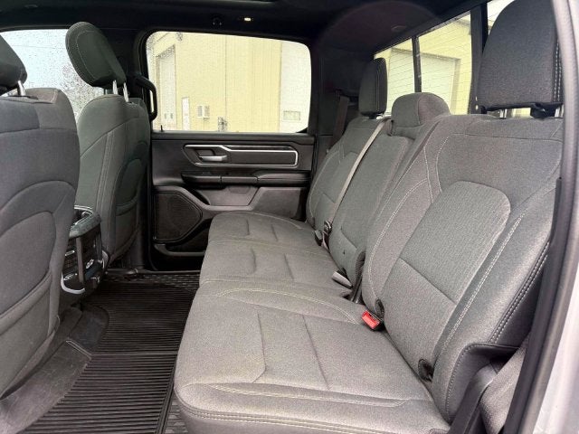 2020 RAM 1500 Big Horn Crew Cab 4x4 5'7' Box
