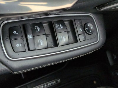 2021 RAM 1500 Limited Crew Cab 4x4 5'7' Box