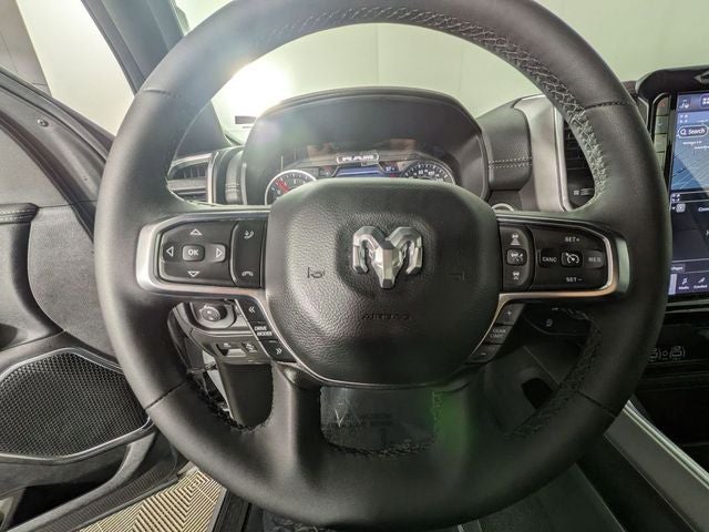 2026 RAM 1500 Laramie Crew Cab 4x4 5'7' Box