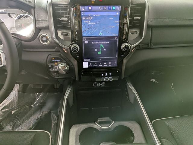 2026 RAM 1500 Laramie Crew Cab 4x4 5'7' Box
