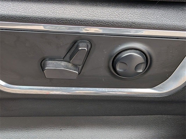 2024 RAM 1500 Laramie Crew Cab 4x4 5'7' Box