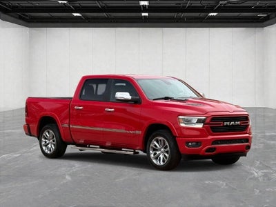 2019 RAM 1500 Laramie Crew Cab 4x4 5'7' Box
