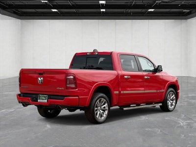 2019 RAM 1500 Laramie Crew Cab 4x4 5'7' Box
