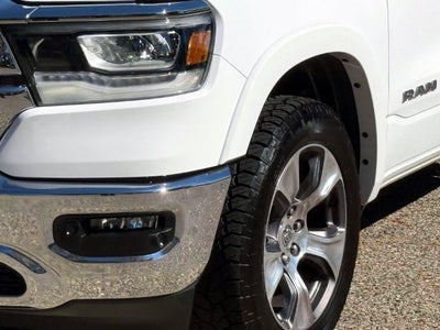 2020 RAM 1500 Laramie Crew Cab 4x4 5'7' Box