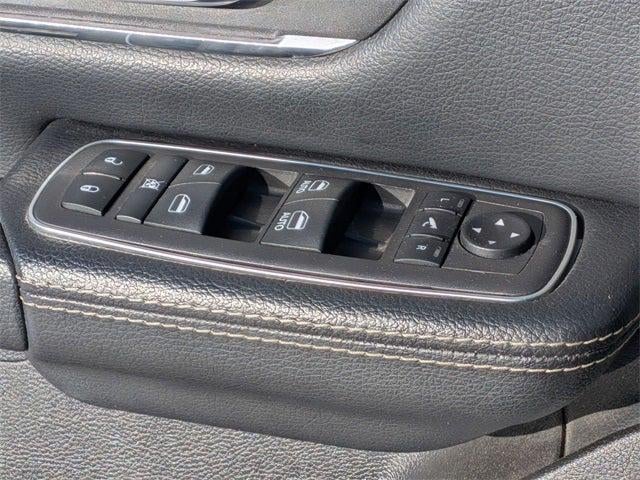 2024 RAM 1500 Laramie Crew Cab 4x4 5'7' Box