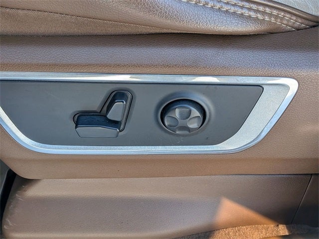 2021 RAM 1500 Laramie Crew Cab 4x4 5'7' Box