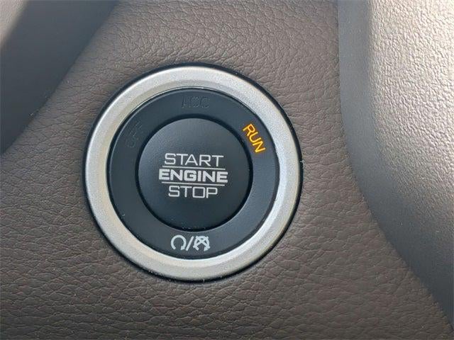 2021 RAM 1500 Laramie Crew Cab 4x4 5'7' Box