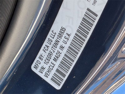 2022 RAM 1500 Laramie Crew Cab 4x4 5'7' Box