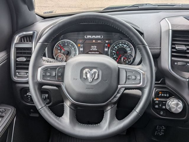 2024 RAM 1500 Laramie Crew Cab 4x4 5'7' Box