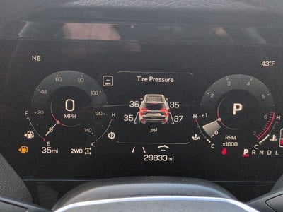 2025 GMC Yukon 4WD Denali