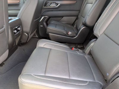 2025 GMC Yukon 4WD Denali