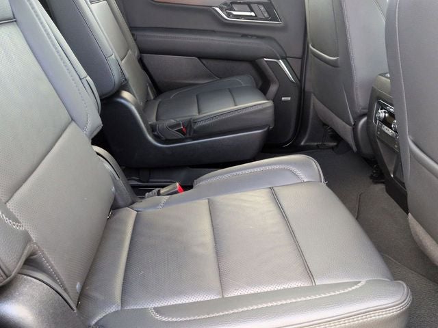 2025 GMC Yukon 4WD Denali