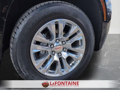 2025 GMC Yukon 4WD Denali