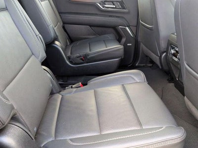 2025 GMC Yukon 4WD Denali