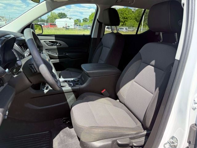 2021 Chevrolet Traverse FWD LS