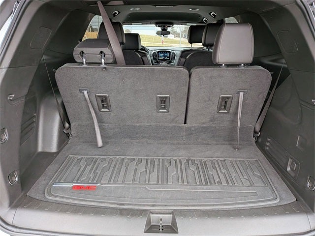2023 Chevrolet Traverse FWD LT Leather