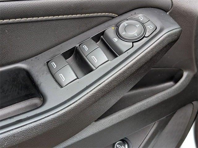 2023 Chevrolet Traverse FWD LT Leather