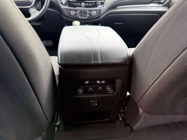 2024 Chevrolet Traverse Limited AWD LT Cloth
