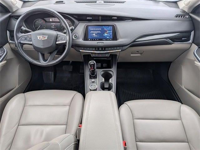 2022 Cadillac XT4 AWD Premium Luxury