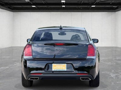2023 Chrysler 300 Touring
