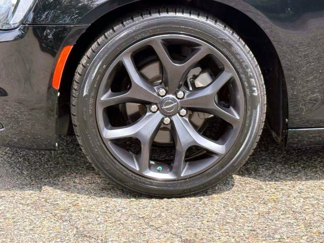 2023 Chrysler 300 Touring