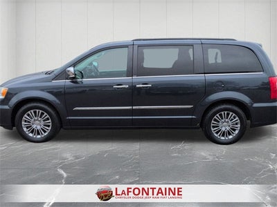 2013 Chrysler Town & Country Touring-L