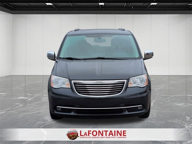 2013 Chrysler Town & Country Touring-L
