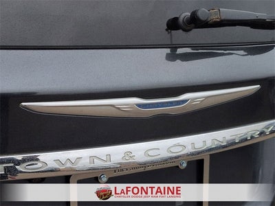 2013 Chrysler Town & Country Touring-L