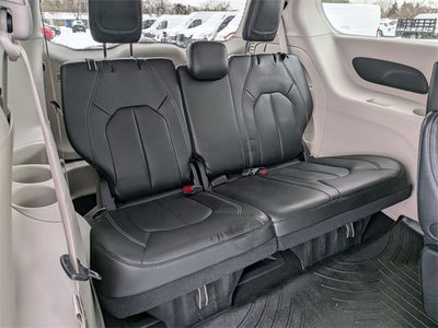 2023 Chrysler Pacifica Touring L AWD