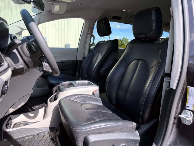2023 Chrysler Pacifica Touring L AWD